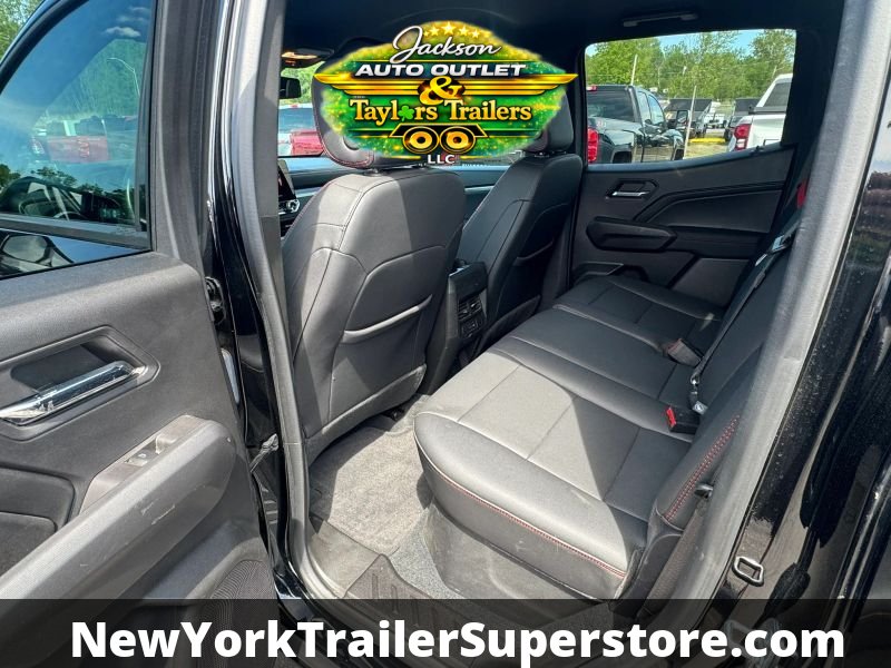 2023 Chevrolet Colorado Crew Cab Pickup