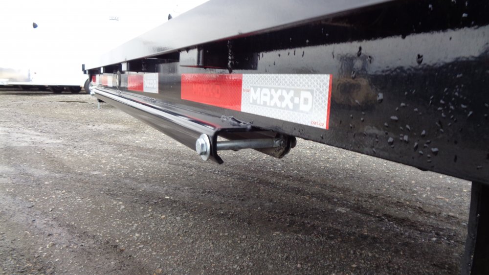 MAXX-D 8.5x40 30,000 Gooseneck