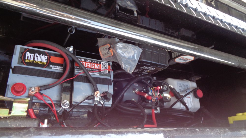 MAXX-D 7x14 14,000 Gooseneck