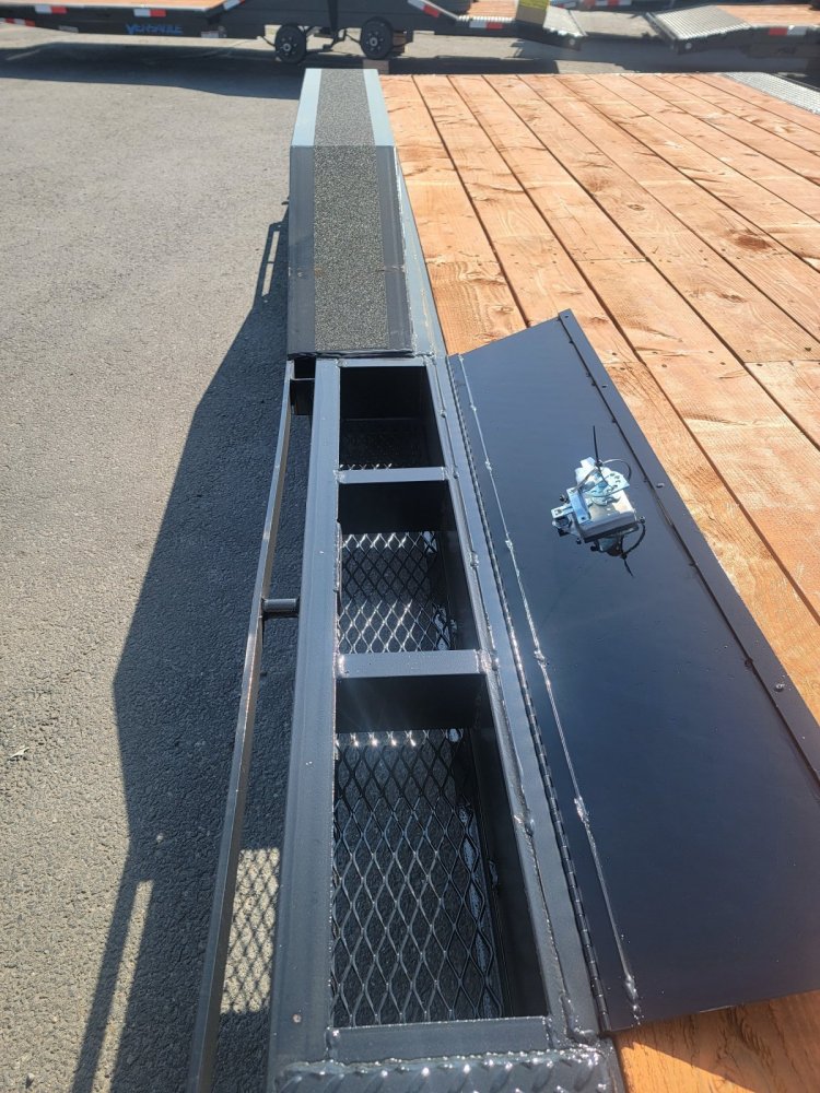Versatile 7x24 14,000 Deck In-Between