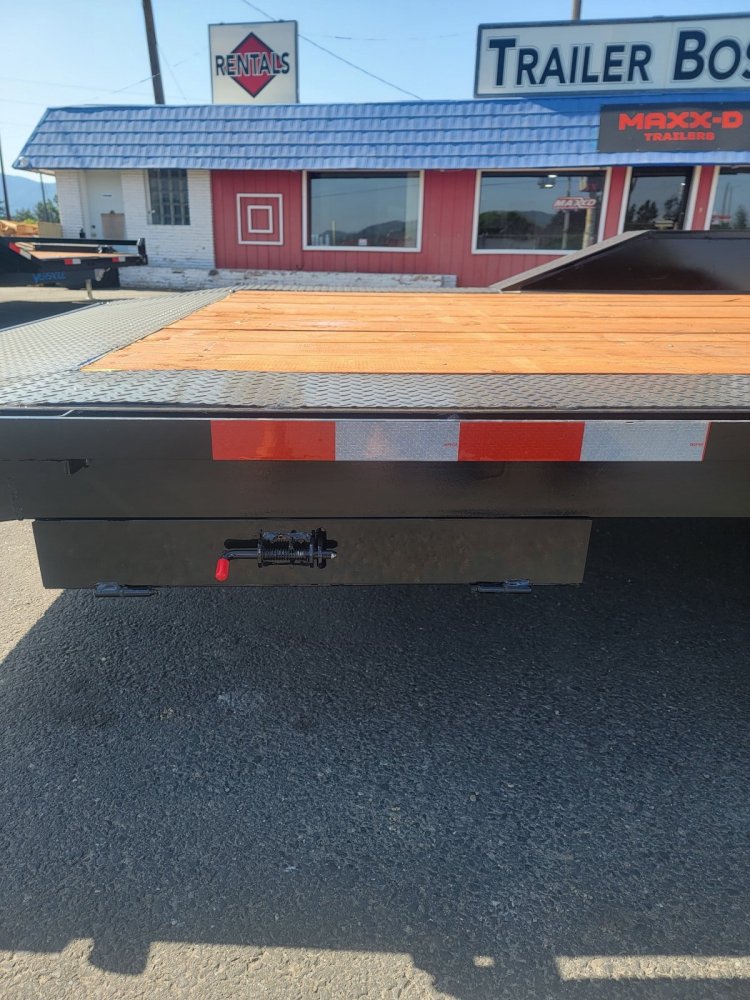 Versatile 7x24 14,000 Deck In-Between