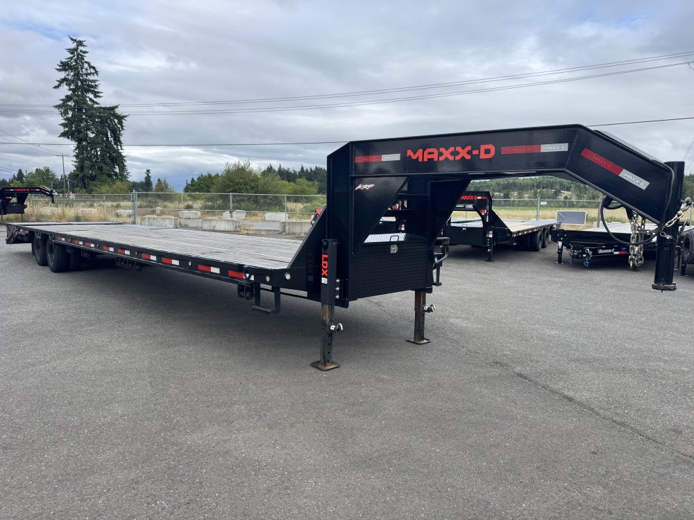 MAXX-D 8.5x40 25,990 Gooseneck