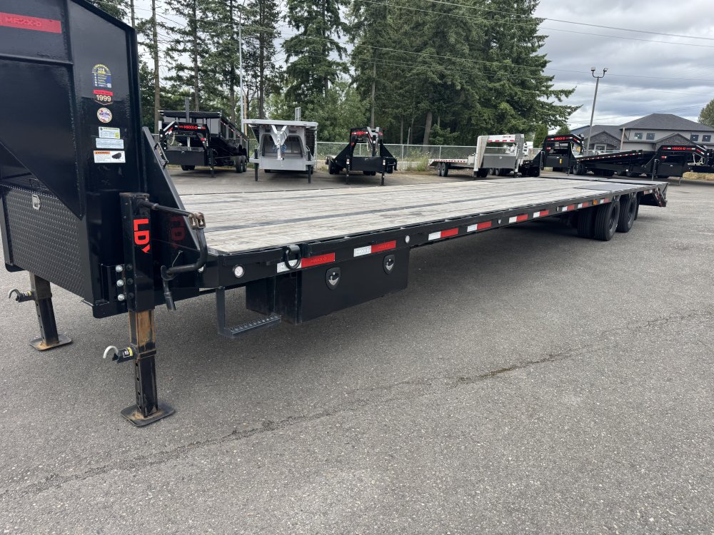 MAXX-D 8.5x40 25,990 Gooseneck