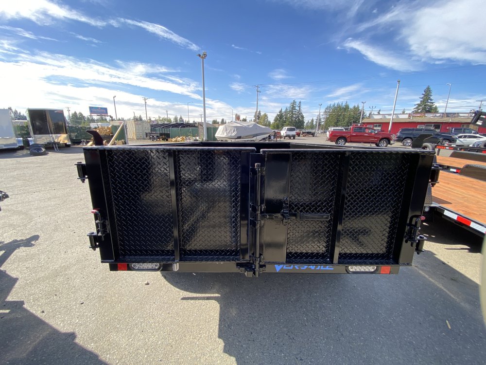 Versatile 5x8 5,200 Dump