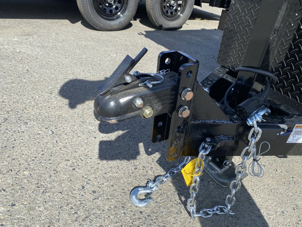 Versatile 5x8 5,200 Dump