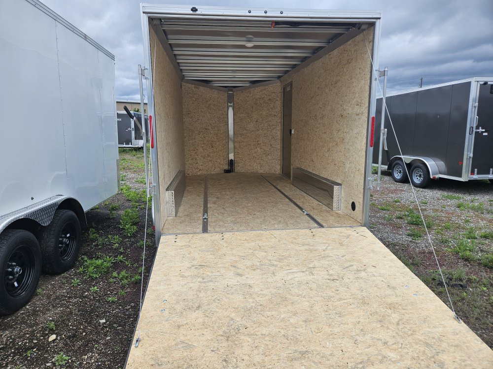 Xpress 7.5x14 Enclosed