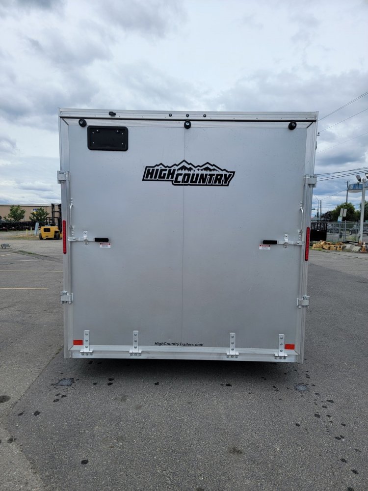 Xpress 7.5x14 7,000 Enclosed