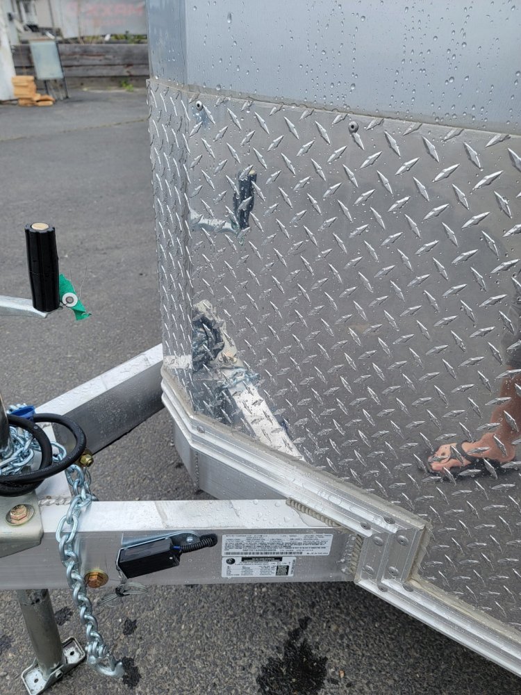 Xpress 7.5x14 7,000 Enclosed