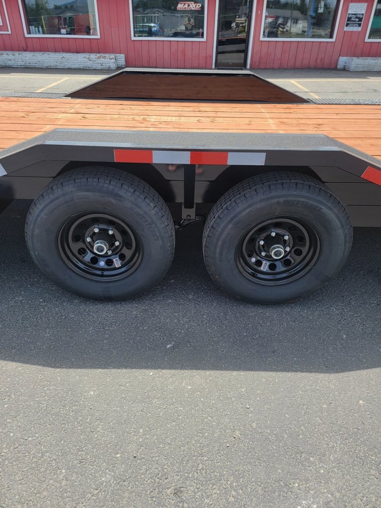 Versatile 7x20 9,999 Deck In-Between