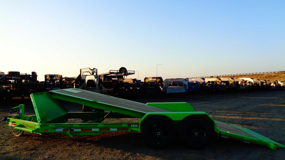 Diamond C 7x20 14,900 Flatbed