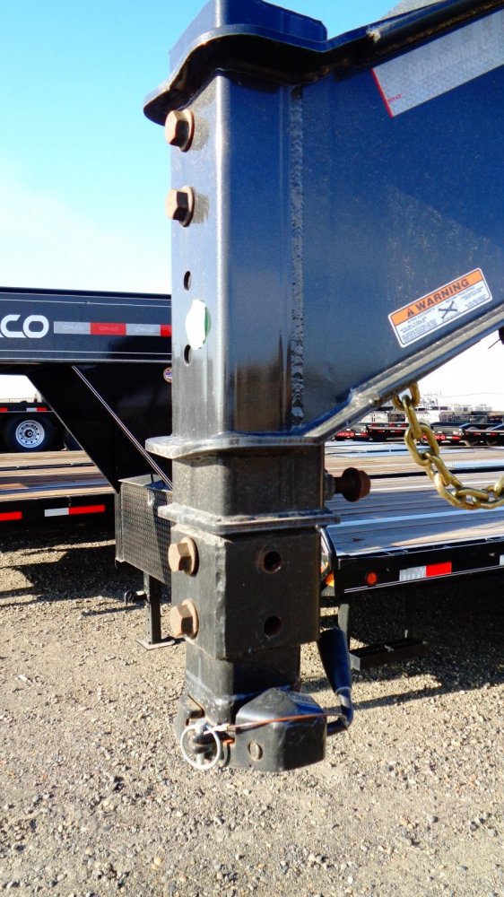 Diamond C 8.5x32 Gooseneck