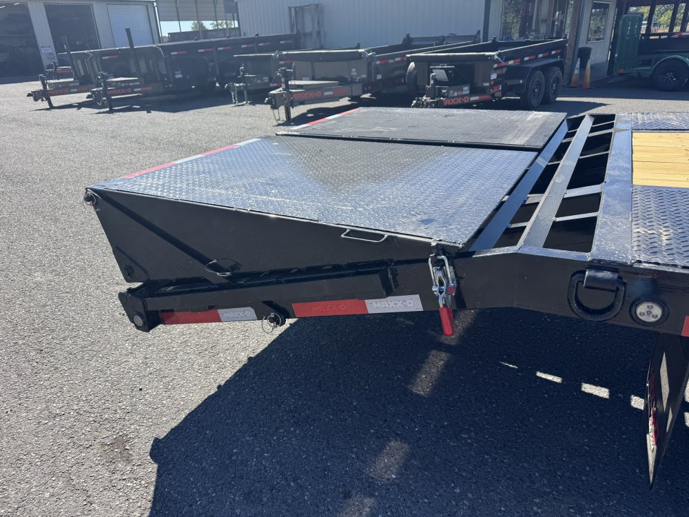 MAXX-D 8.5x30 40,000 Gooseneck