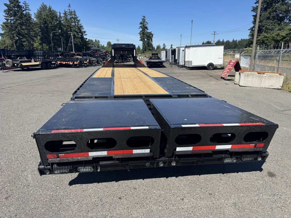 MAXX-D 8.5x30 40,000 Gooseneck