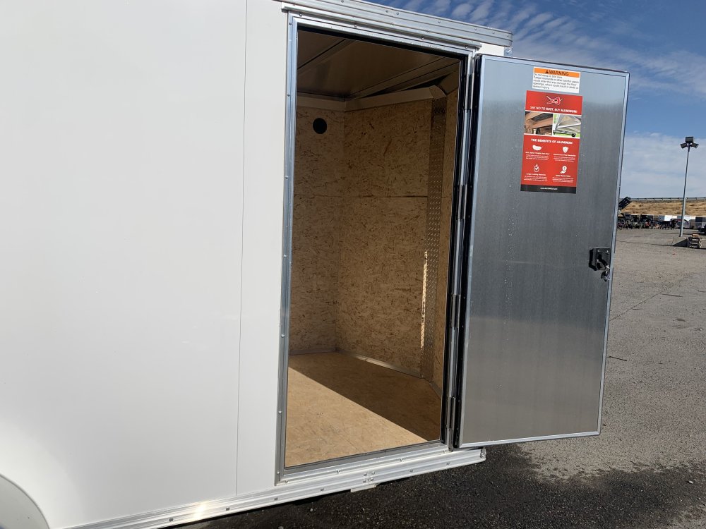 Xpress 6x12 2,990 Enclosed