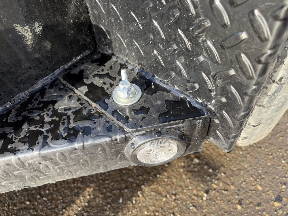 Maxx-D 7x18 7,000 Deck In-Between