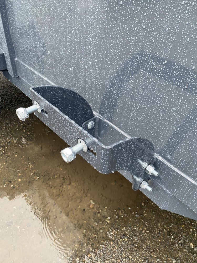 Versatile 5x10 2,990 Box Utility