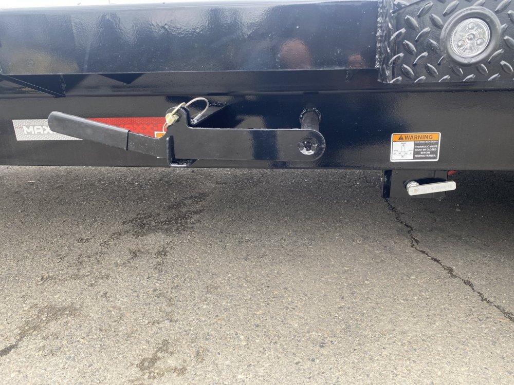 MAXX-D 8.5x24 17,500 Tilt