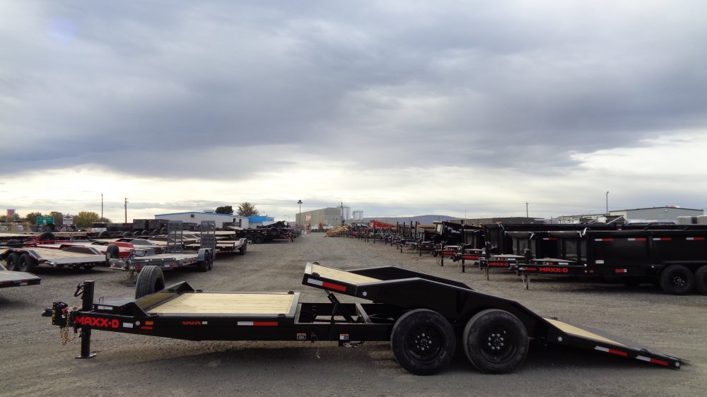 MAXX-D 8.5x24 17,500 Tilt