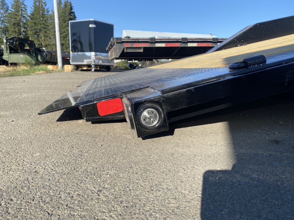 MAXX-D 8.5x24 17,500 Tilt