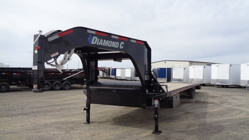 Diamond C 8.5x40 Gooseneck