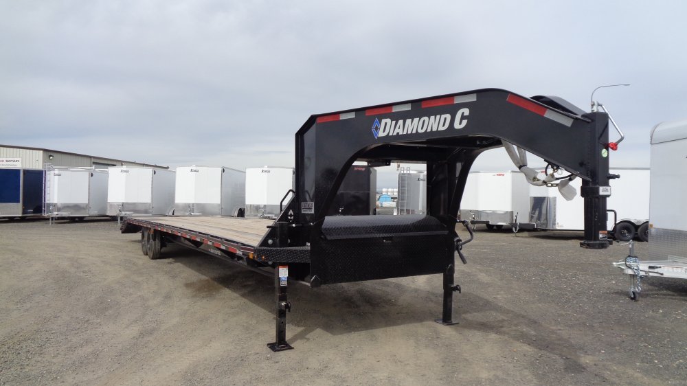 Diamond C 8.5x40 Gooseneck