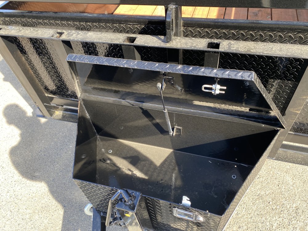 Versatile 6x12 7,000 Box Utility