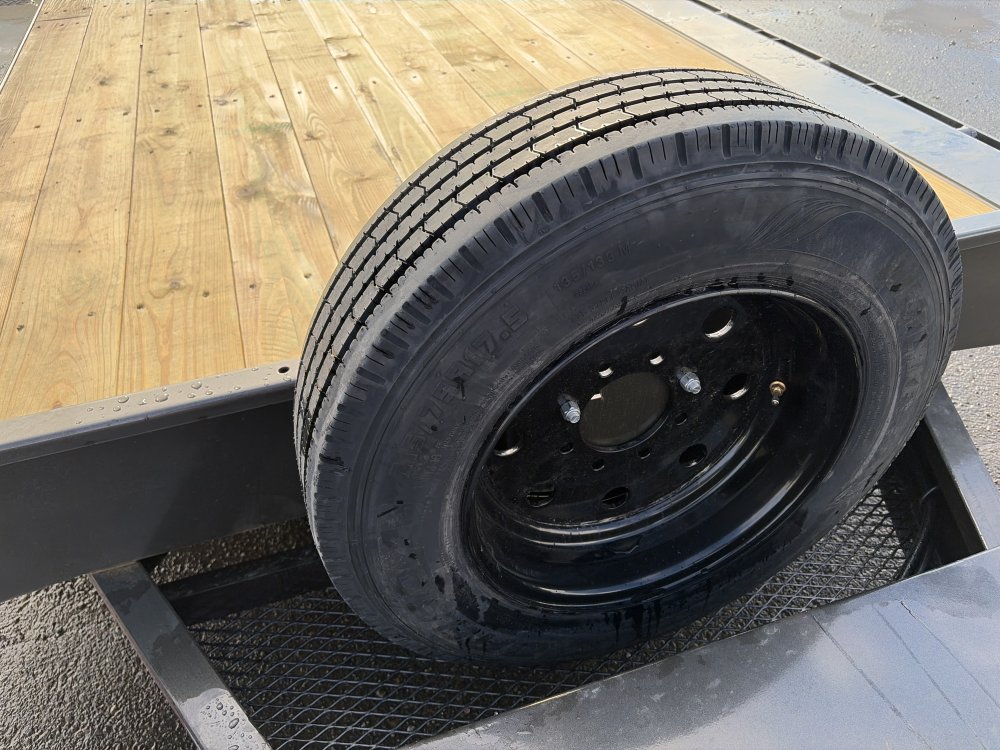 Maxx-D 8.5x24 17,500 Tilt