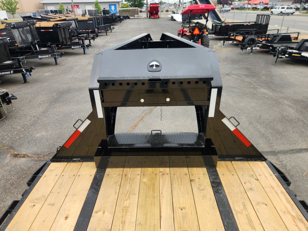 MAXX-D 8.5x30 30,000 Gooseneck