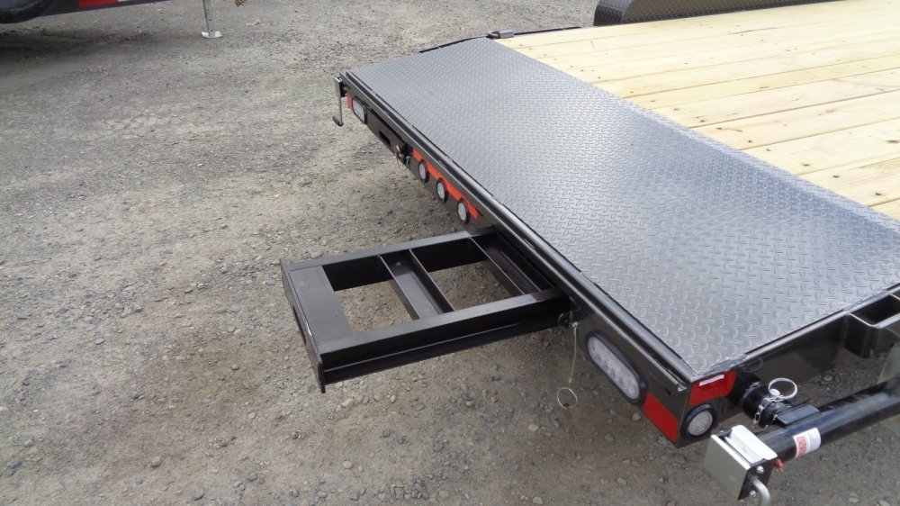 Maxx-D 7x18 9,990 Deck In-Between