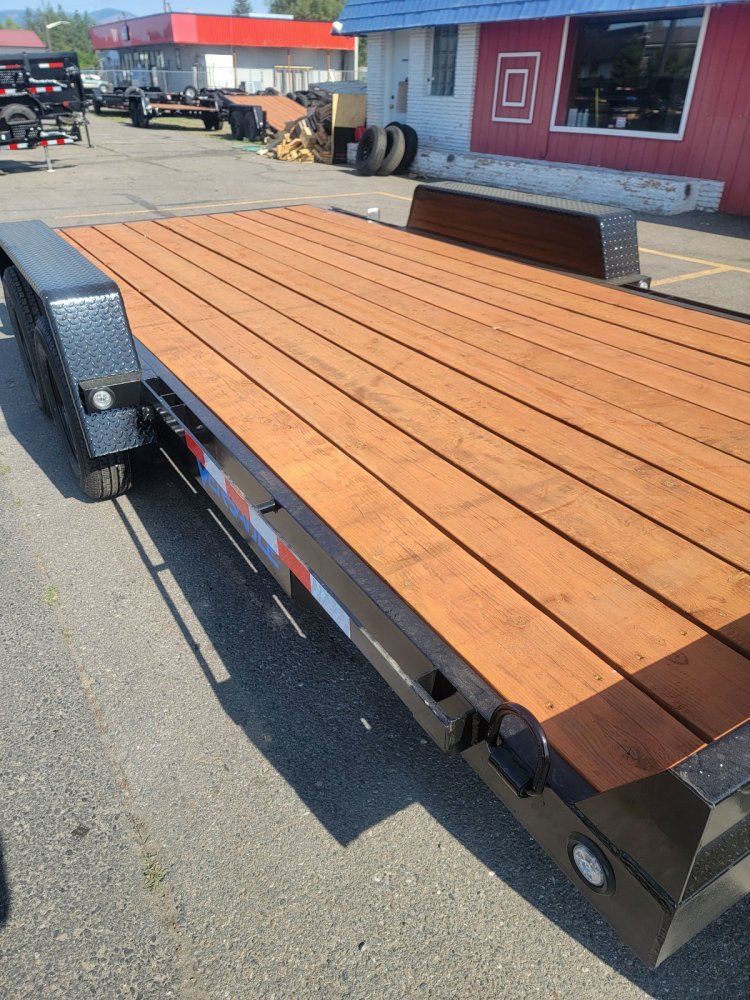 Versatile 7x16 7,000 Car Hauler