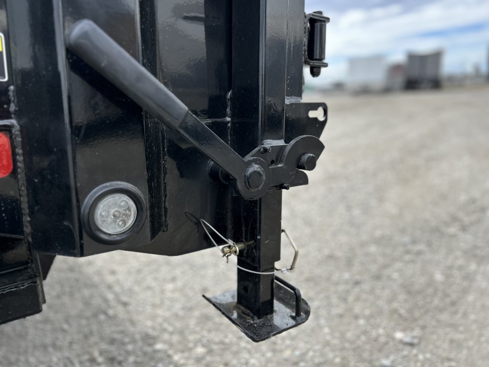 MAXX-D 7x20 24,000 Gooseneck
