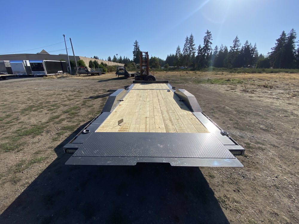 MAXX-D 8.5x24 17,500 Tilt