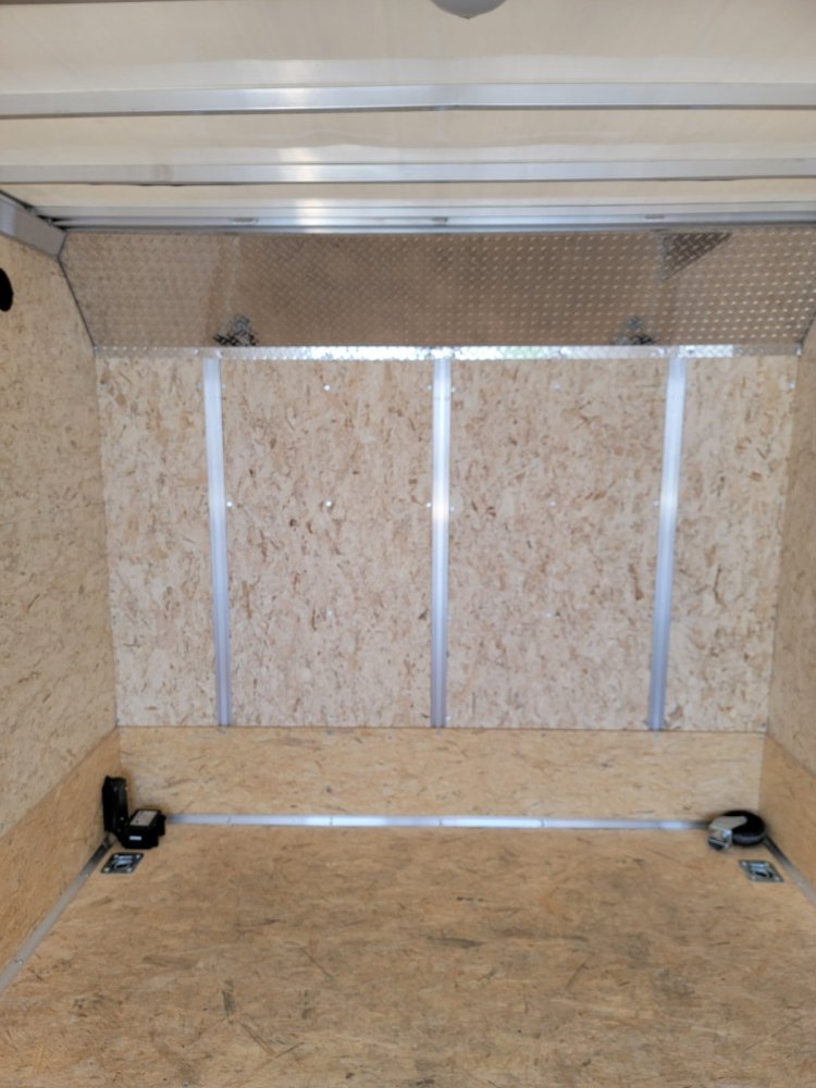 Xpress 8.5x16 7,000 Enclosed