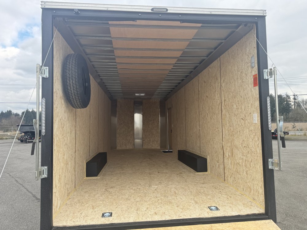 Mirage 8.5x24 14,000 Enclosed