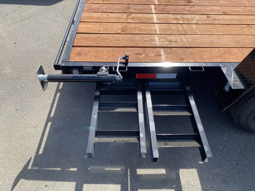 Versatile 7x16 7,000 Car Hauler