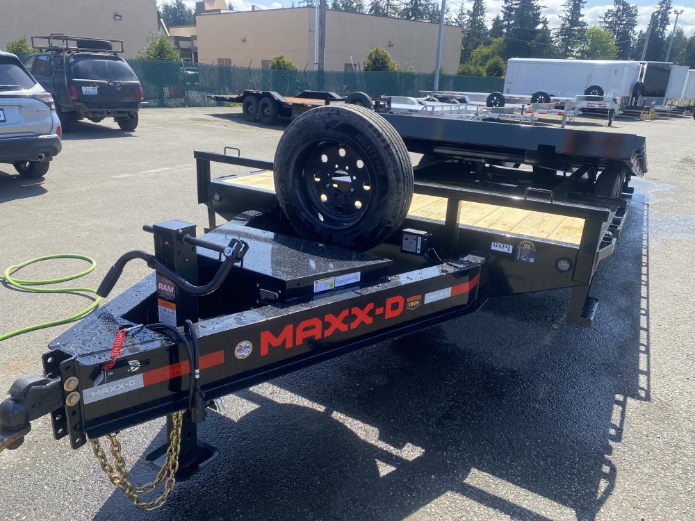 MAXX-D 8.5x24 17,600 Tilt