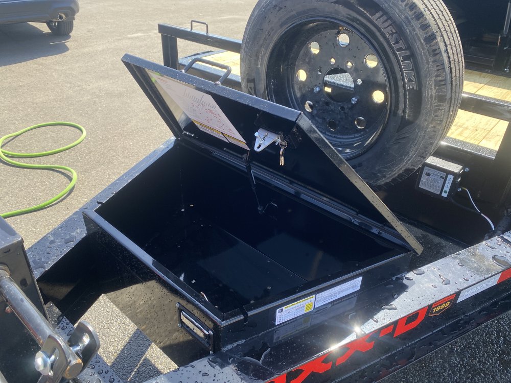MAXX-D 8.5x24 17,600 Tilt