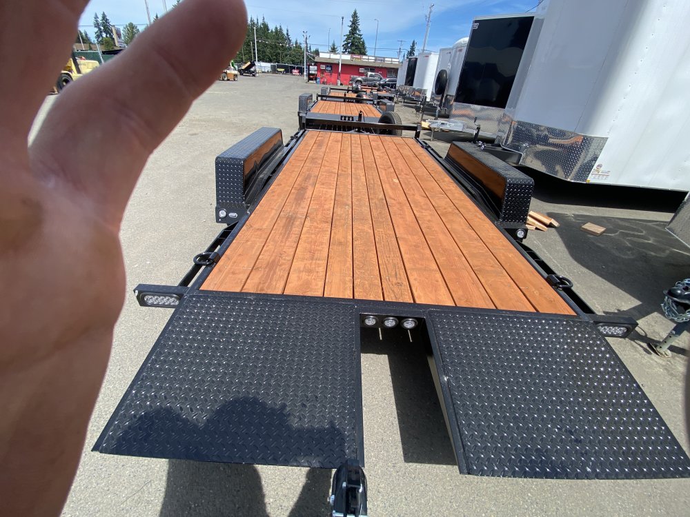 Versatile 7x16 7,000 Tilt