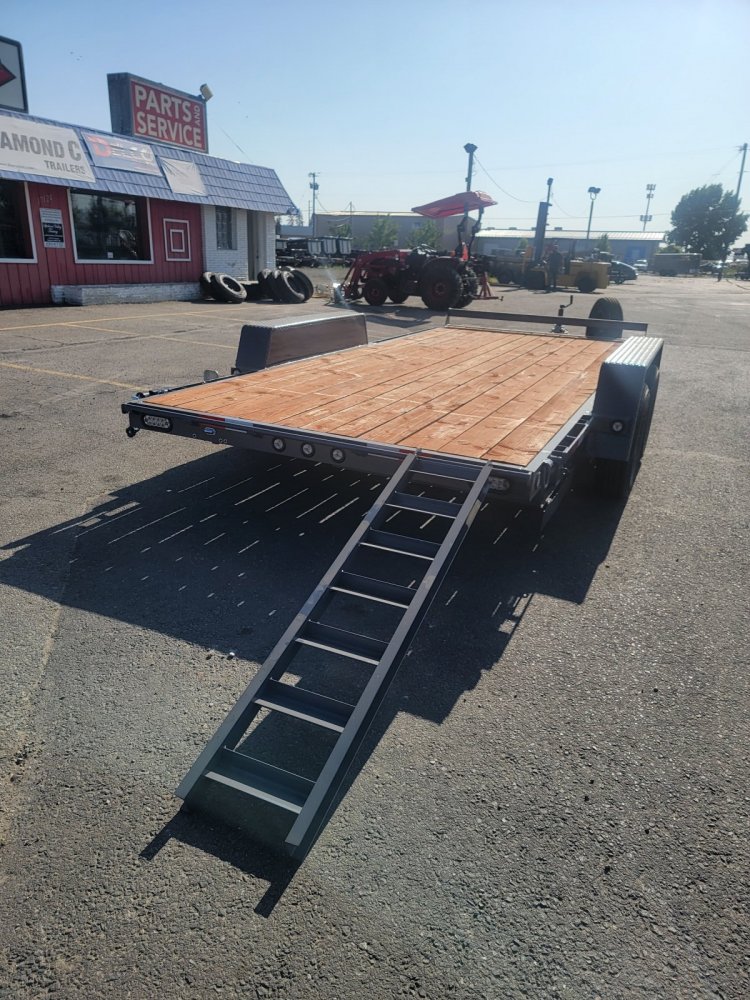 Versatile 7x16 7,000 Car Hauler