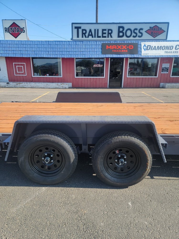 Versatile 7x16 7,000 Car Hauler
