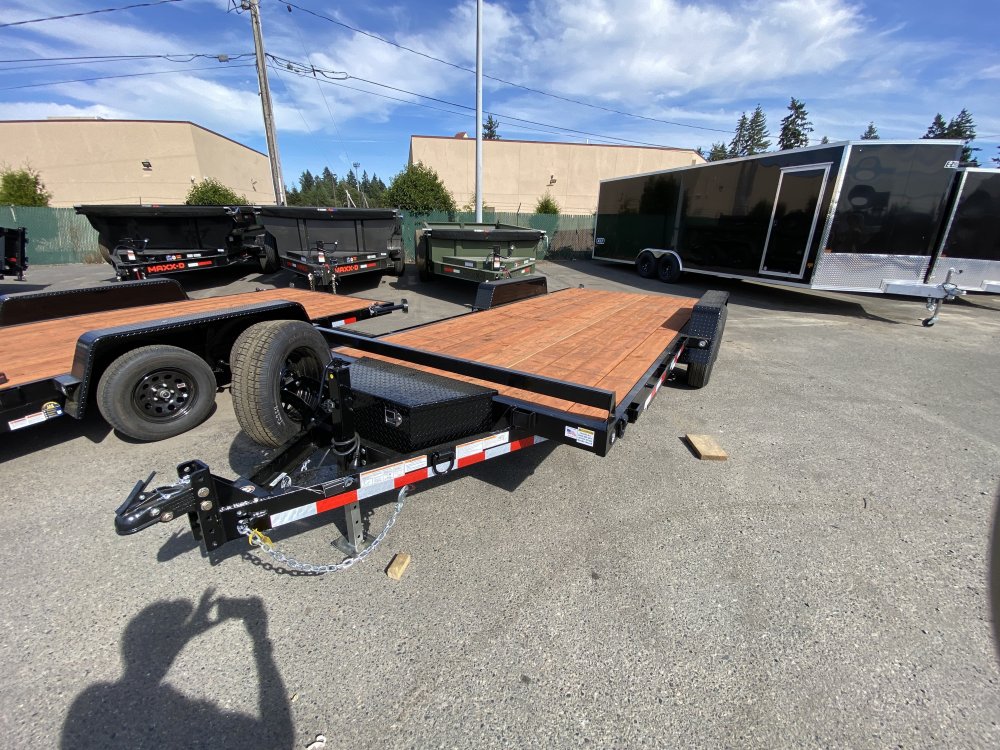 Versatile 7x18 7,000 Flatbed