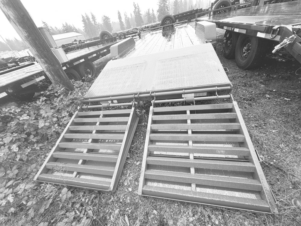 Delco 7x22 14,000 Deck In-Between