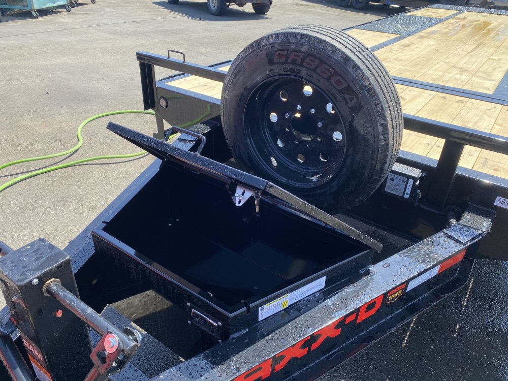 MAXX-D 8.5x24 17,600 Tilt