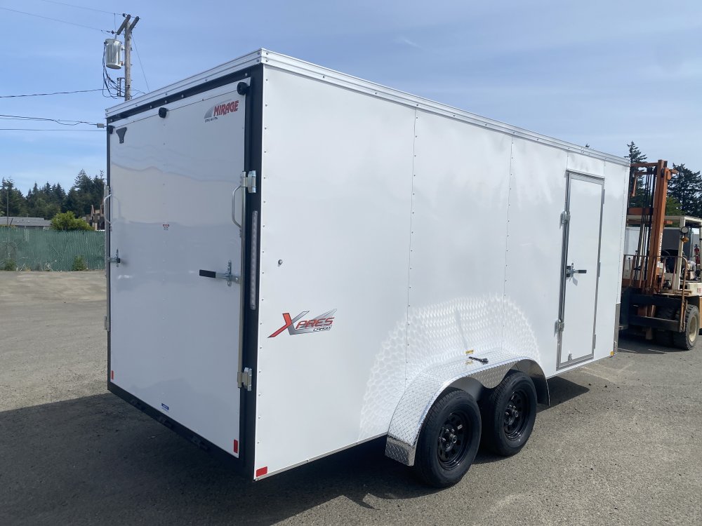 Mirage 7x16 7,000 Enclosed