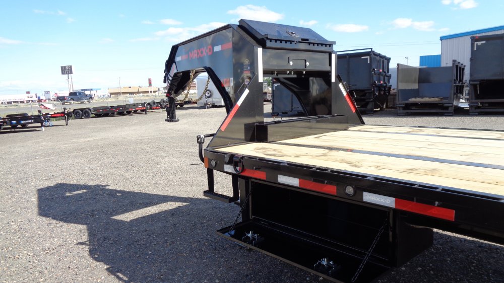 MAXX-D 8.5x32 30,000 Gooseneck