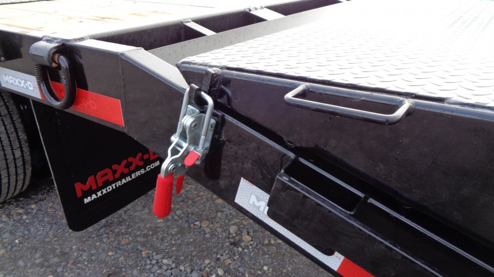 MAXX-D 8.5x32 30,000 Gooseneck