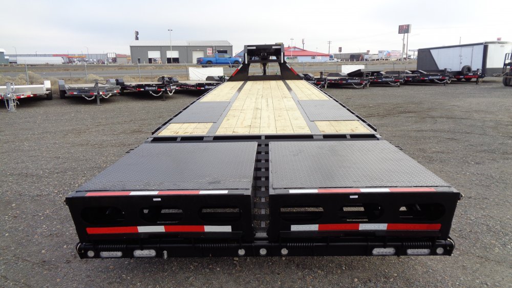 MAXX-D 8.5x32 30,000 Gooseneck