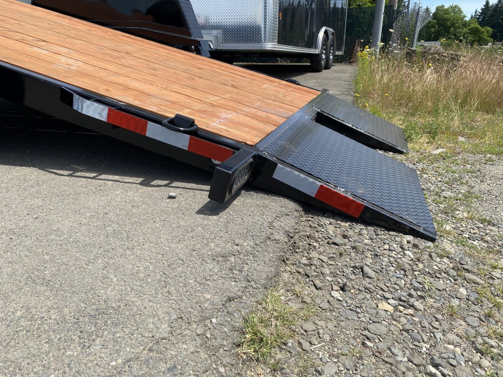 Versatile 7x16 7,000 Tilt