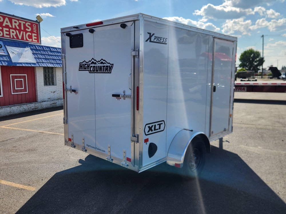 ALCOM 6x10 2,990 Enclosed
