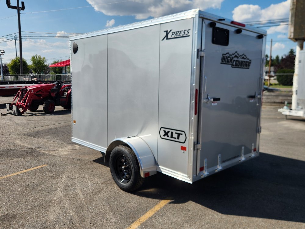 ALCOM 6x10 2,990 Enclosed
